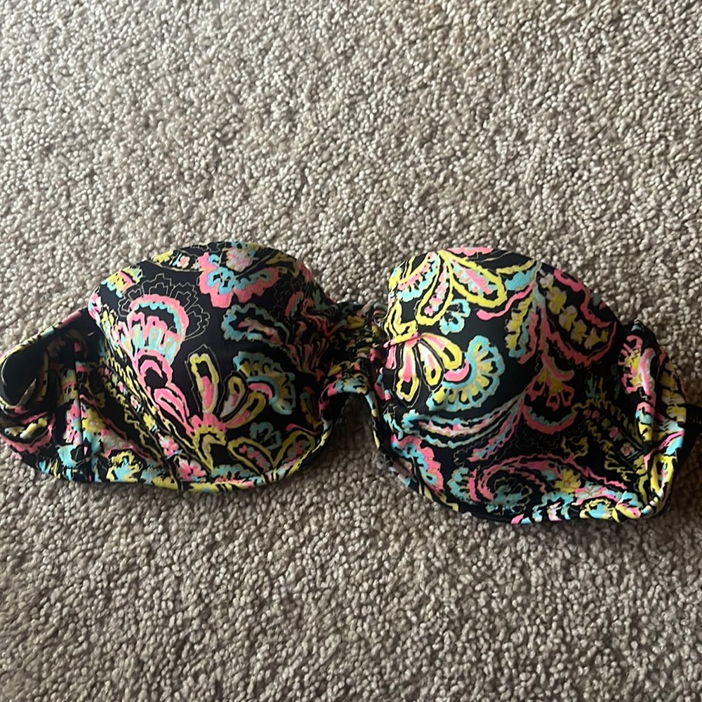 Victoria’s Secret Bikini Top - 36B